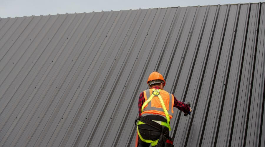 Professional New roof installation in Davisburg, MI